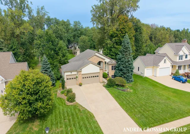 Photo 3 of Single family home for sale at 4557 Penny Ln Sw, Wyoming, MI 49418 | MLS# 71026049484 | Listing updated on 2026-10-12