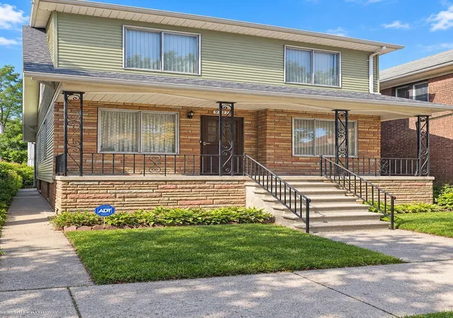 Photo 1 of Single family home for sale at 9421 Brombach St, Hamtramck, MI 48212 | MLS# 58050222051 | Listing updated on 2026-10-26