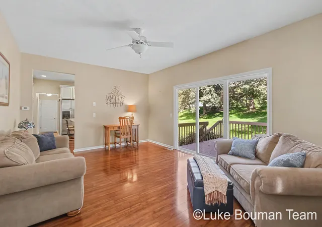 Photo 3 of Single family home for sale at 945 Bay Ridge Dr, Holland, MI 49424 | MLS# 71026049495 | Listing updated on 2026-10-19