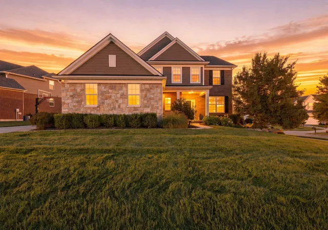 Photo 1 of Sale Pending at 5887 Strawberry Cir, Commerce Township, MI 48382 | MLS# 81026049513 | Listing updated on 2026-10-06
