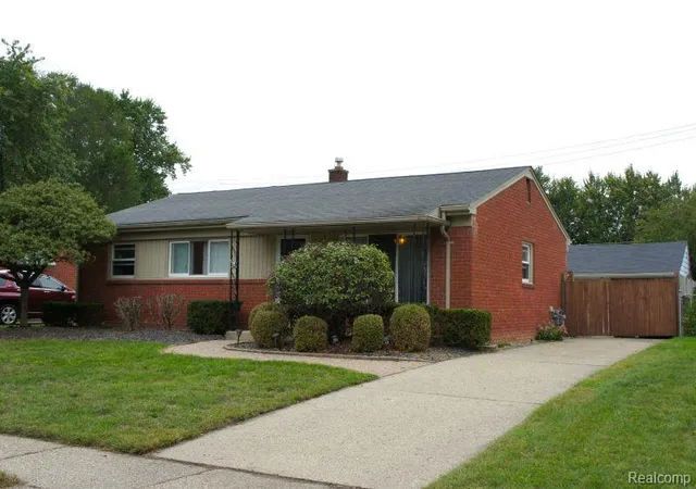 Photo 2 of Single family home for sale at 47440 Jeffry, Shelby Township, MI 48317 | MLS# 20261075155 | Listing updated on 2026-10-21