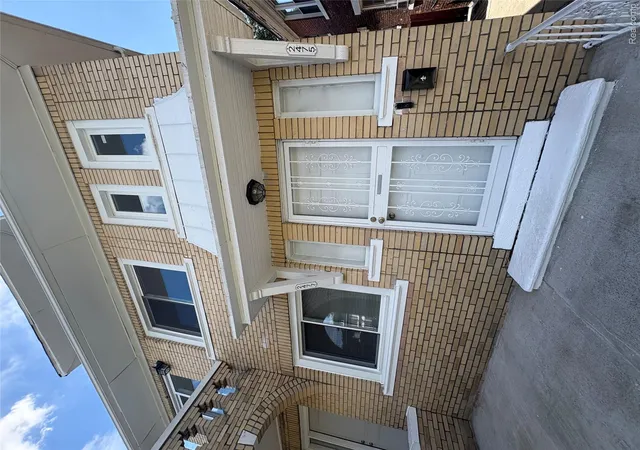 Photo 3 of Multi family home for sale at 2475 Taylor St, Detroit, MI 48206 | MLS# 20261075165 | Listing updated on 2026-10-11