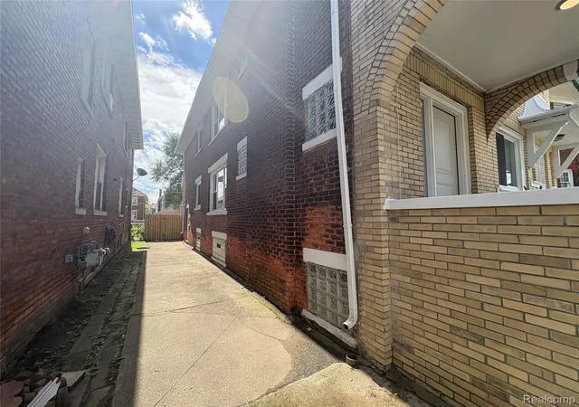 Photo 53 of Multi family home for sale at 2475 Taylor St, Detroit, MI 48206 | MLS# 20261075165 | Listing updated on 2026-10-11