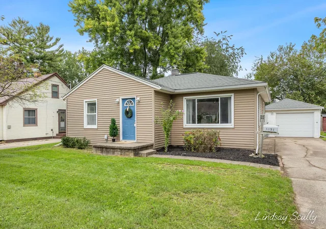 Single family home for sale at 2952 West Ave SW, Wyoming, MI 49519 | MLS# 65026049527