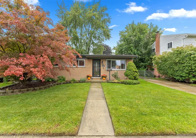 Photo 1 of Sale Pending at 34204 Florence St, Westland, MI 48185 | MLS# 20261075195 | Listing updated on 2026-10-10