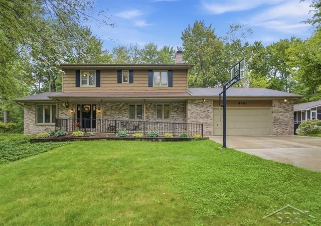 Photo 1 of Single family home for sale at 4501 Forestview Dr, Midland, MI 48642 | MLS# 61050222104 | Listing updated on 2026-10-12