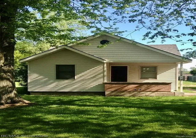 Photo 1 of Single family home for sale at 37546 Palmer Rd, Westland, MI 48186 | MLS# 20261075255 | Listing updated on 2026-10-09