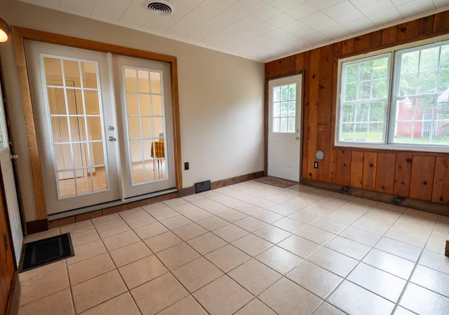 Photo 3 of Single family home for sale at 4241 136th Avenue, Holland, MI 49424 | MLS# 65026049593 | Listing updated on 2026-10-08