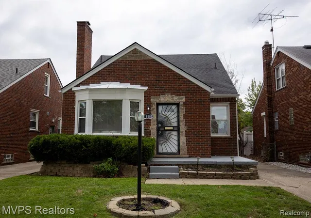 Photo 1 of Sale Pending at 15502 Collingham Dr, Detroit, MI 48205 | MLS# 20261075267 | Listing updated on 2026-10-07