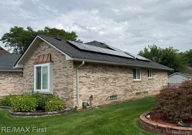 Photo 3 of Single family home for sale at 46210 Jackson Dr, Macomb, MI 48044 | MLS# 20261075271 | Listing updated on 2026-10-17