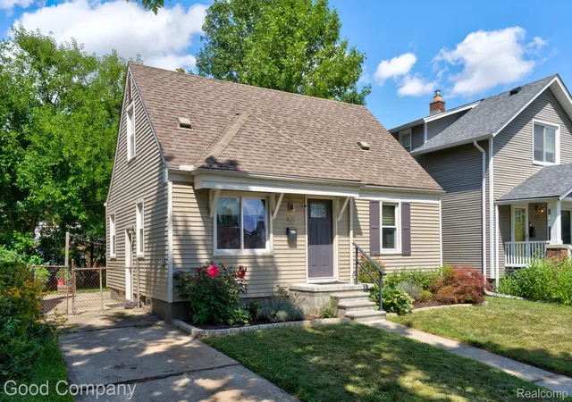 Photo 1 of Sale Pending at 421 Channing St, Ferndale, MI 48220 | MLS# 20261075311 | Listing updated on 2026-10-14