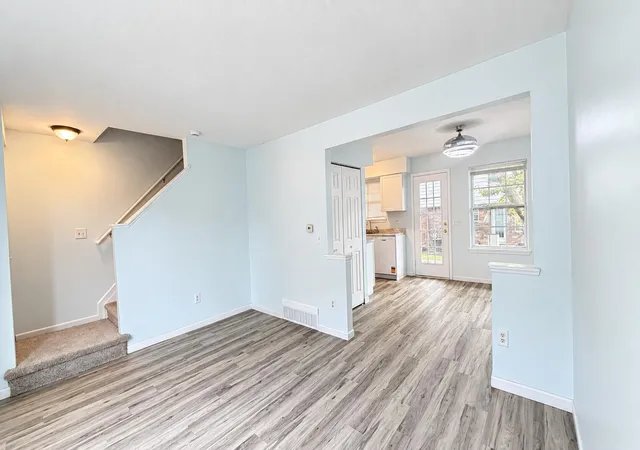 Photo 3 of Condo for sale at 6230 Beechfield Dr, Lansing, MI 48911 | MLS# 81026049626 | Listing updated on 2026-10-09