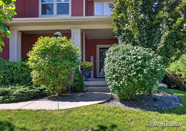 Photo 3 of Single family home for sale at 16907 Arbor Way Dr, Nunica, MI 49448 | MLS# 65026049633 | Listing updated on 2026-10-09