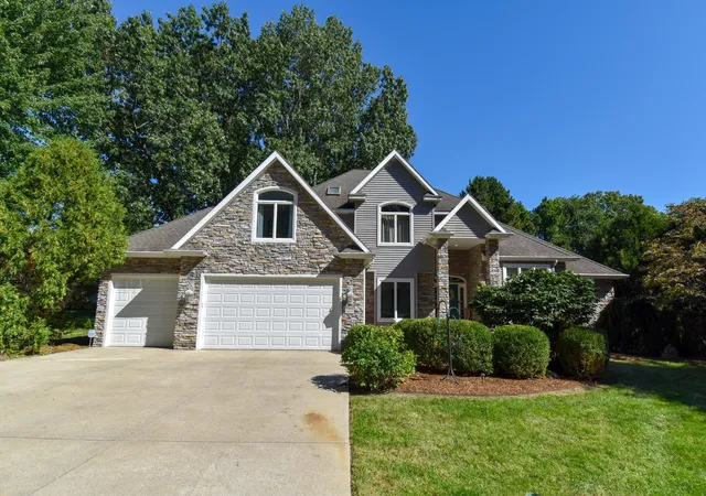Single family home for sale at 5033 Deerwood Trl, Stevensville, MI 49127 | MLS# 71026049658