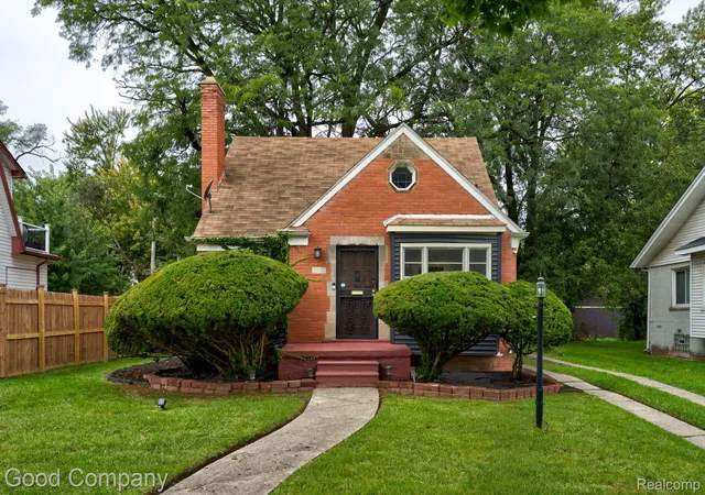 Photo 1 of Single family home for sale at 13935 Rutland St, Detroit, MI 48227 | MLS# 20261075381 | Listing updated on 2026-10-10