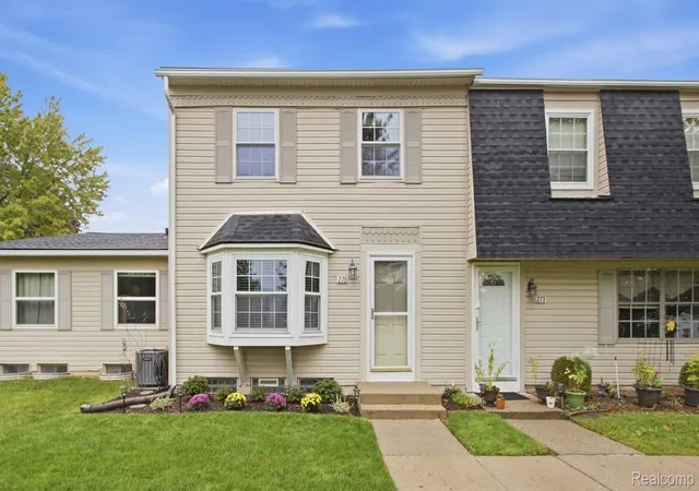 Photo 1 of Sale Pending at 275 Lake Village Dr, Walled Lake, MI 48390 | MLS# 20261075405 | Listing updated on 2026-10-14