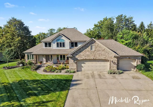 Photo 2 of Single family home for sale at 3541 Elk Dr, Zeeland, MI 49464 | MLS# 71026049699 | Listing updated on 2026-10-06
