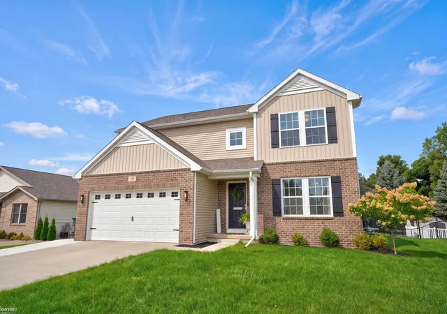 Photo 1 of Single family home for sale at 341 Golfside Dr, Lapeer, MI 48446 | MLS# 5050222187 | Listing updated on 2026-10-09