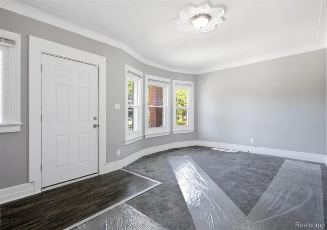 Photo 2 of Single family home for sale at 3010 Montclair St, Detroit, MI 48214 | MLS# 20261075425 | Listing updated on 2026-10-17