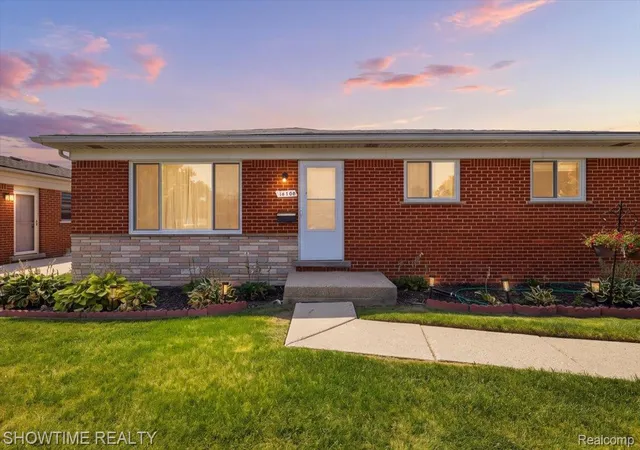 Photo 2 of Single family home for sale at 14706 Murthum Ave, Warren, MI 48088 | MLS# 20261075458 | Listing updated on 2026-10-06