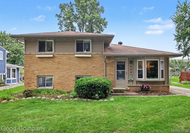 Photo 1 of Single family home for sale at 248 Council Ave, Clawson, MI 48017 | MLS# 20261075469 | Listing updated on 2026-10-17