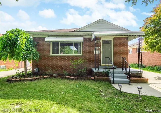 Photo 1 of Sale Pending at 8444 Nightingale St, Dearborn Heights, MI 48127 | MLS# 20261075499 | Listing updated on 2026-10-09
