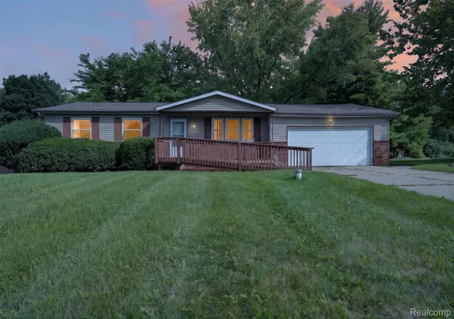 Photo 1 of Single family home for sale at 4064 Sheraton Dr, Flint, MI 48532 | MLS# 20261075500 | Listing updated on 2026-10-25