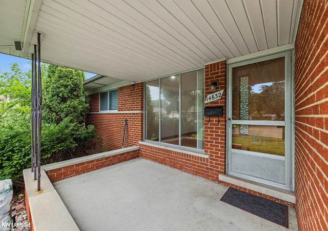 Photo 3 of Single family home for sale at 14632 Alger Ave, Warren, MI 48088 | MLS# 58050222212 | Listing updated on 2026-10-07