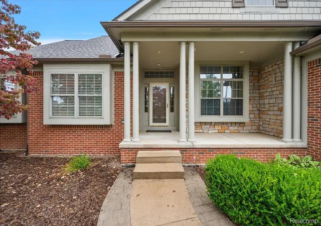Photo 3 of Single family home for sale at 1387 Harwood Dr, Oxford, MI 48371 | MLS# 20261075537 | Listing updated on 2026-10-17