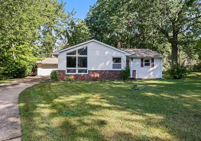 Single family home for sale at 199 Gregg Dr, Battle Creek, MI 49014 | MLS# 66026049799