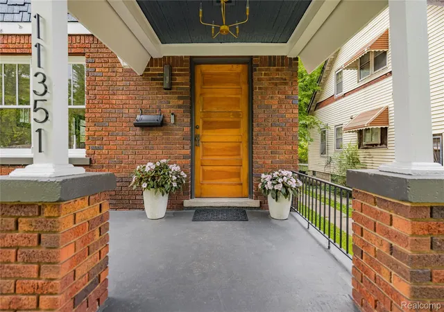Photo 2 of Single family home for sale at 11351 Mettetal St, Detroit, MI 48227 | MLS# 20261075545 | Listing updated on 2026-10-12
