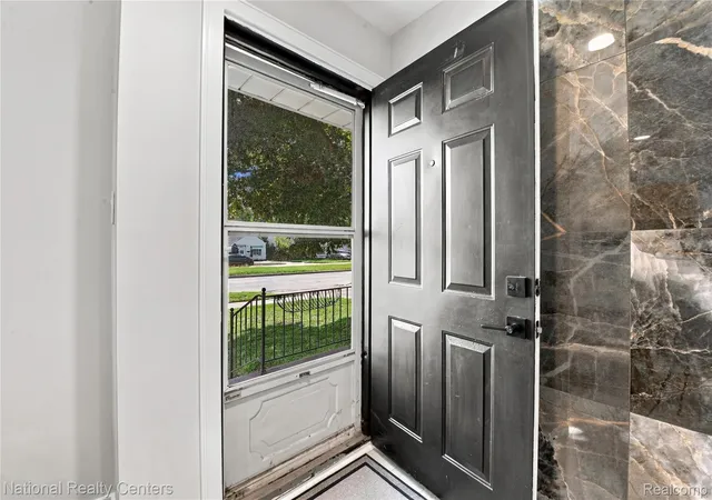 Photo 3 of Single family home for sale at 4125 Coolidge Hwy, Royal Oak, MI 48073 | MLS# 20261075560 | Listing updated on 2026-10-11