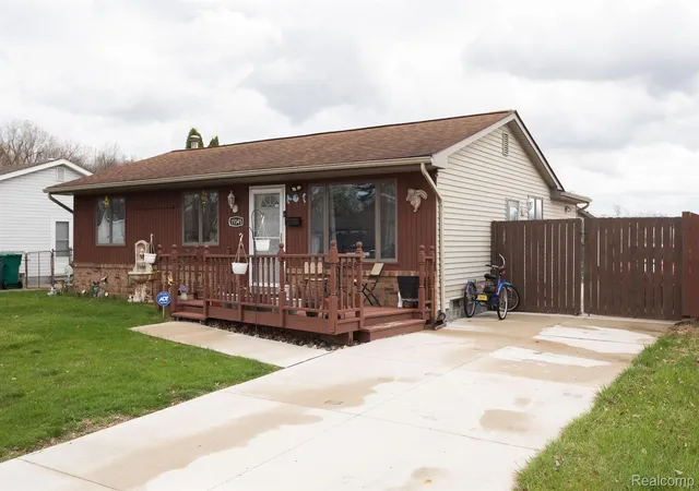 Photo 2 of Single family home for sale at 15545 Sandburg St, Romulus, MI 48174 | MLS# 20261075591 | Listing updated on 2026-10-04