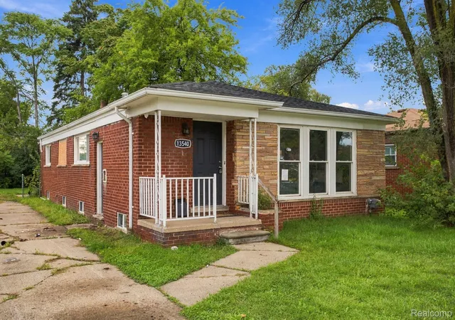 Photo 2 of Single family home for sale at 13540 Dartmouth St, Oak Park, MI 48237 | MLS# 20261075595 | Listing updated on 2026-10-05