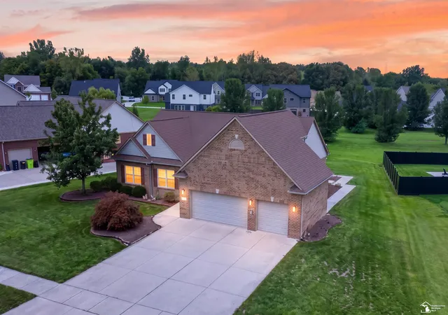 Photo 1 of Sale Pending at 27214 Celtic Dr, Flat Rock, MI 48134 | MLS# 57050222255 | Listing updated on 2026-10-05