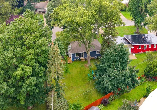 Photo 27 of Single family home for sale at 815 W 24th Street, Holland, MI 49423 | MLS# 71026049878 | Listing updated on 2026-10-21