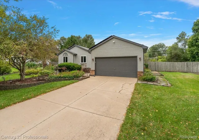Single family home for sale at 4713 Desert Brg Ct, Highland, MI 48356 | MLS# 20261075652