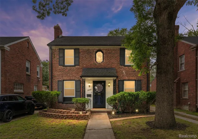 Photo 1 of Single family home for sale at 19187 Manor St, Detroit, MI 48221 | MLS# 20261075654 | Listing updated on 2026-10-10