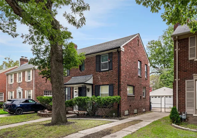 Photo 2 of Single family home for sale at 19187 Manor St, Detroit, MI 48221 | MLS# 20261075654 | Listing updated on 2026-10-10