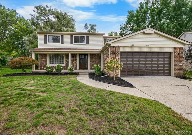 Photo 1 of Single family home for sale at 35181 Valley Frg Dr, Farmington Hills, MI 48331 | MLS# 20261075717 | Listing updated on 2026-10-18