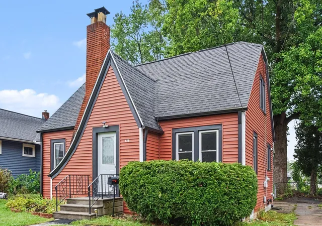 Photo 2 of Single family home for sale at 126 Orleans Ave, Battle Creek, MI 49015 | MLS# 64026049928 | Listing updated on 2026-10-20