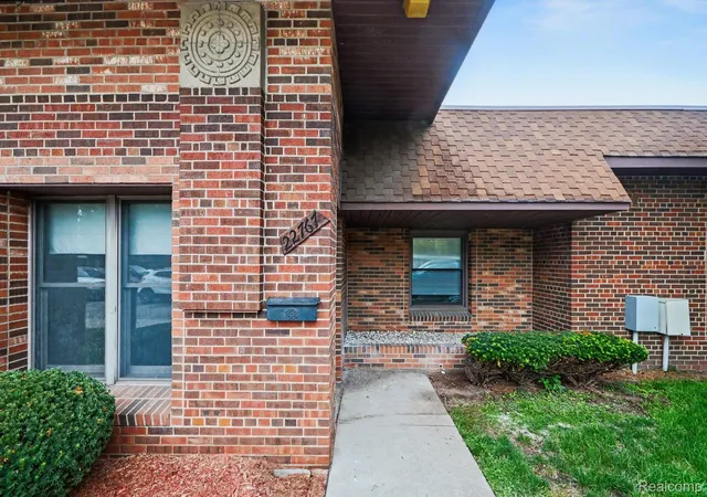 Photo 2 of Condo for sale at 22767 Garfield St #16, Saint Clair Shores, MI 48082 | MLS# 20261075729 | Listing updated on 2026-10-15