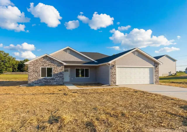 Photo 1 of Single family home for sale at 3 Cobblestone Ridge, Tecumseh, MI 49286 | MLS# 81026049932 | Listing updated on 2026-10-11