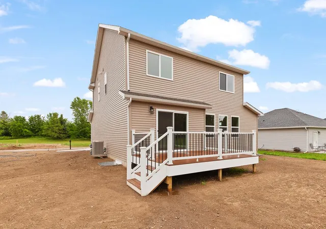 Photo 2 of Single family home for sale at 1 Cobblestone Ridge, Tecumseh, MI 49286 | MLS# 81026049939 | Listing updated on 2026-10-11