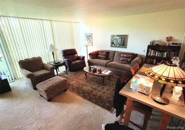Photo 3 of Condo for sale at 1339 Nicolet Pl, Detroit, MI 48207 | MLS# 20261075750 | Listing updated on 2026-10-19