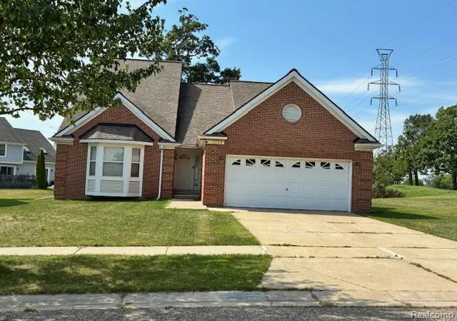Photo 1 of Sale Pending at 1130 Oak Valley Dr, Pontiac, MI 48341 | MLS# 20261075763 | Listing updated on 2026-10-23