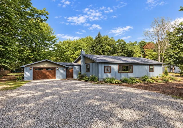 Photo 1 of Single family home for sale at 5274 Karlin Rd, Interlochen, MI 49643 | MLS# 67026049973 | Listing updated on 2026-10-26