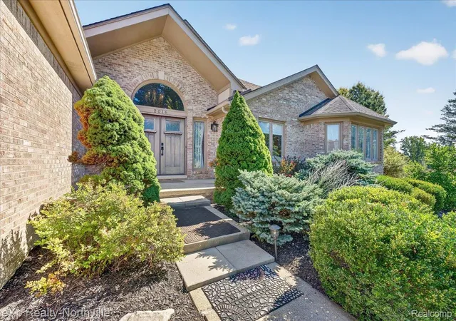 Photo 3 of Single family home for sale at 2016 Reagan Dr, Rochester Hills, MI 48309 | MLS# 20261075774 | Listing updated on 2026-10-08