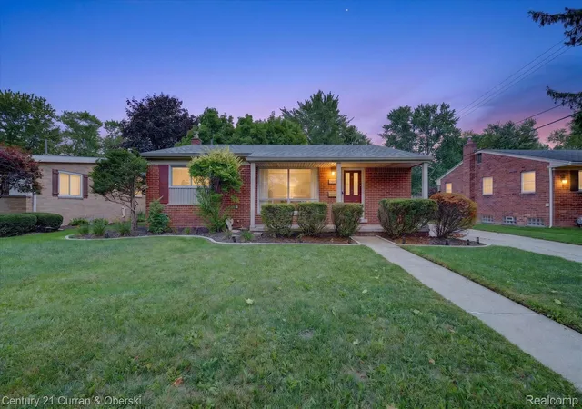 Photo 1 of Sale Pending at 1382 Key W Dr, Troy, MI 48083 | MLS# 20261075823 | Listing updated on 2026-10-11