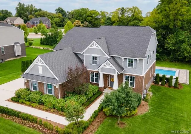 Photo 2 of Single family home for sale at 258 Westbrooke Dr, Oakland, MI 48363 | MLS# 20261075822 | Listing updated on 2026-10-17